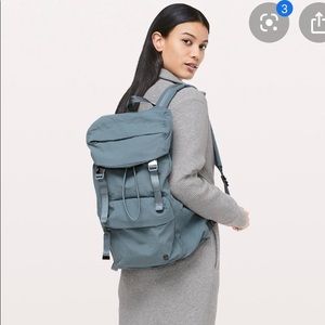 Lululemon On My Level Rucksack 18L